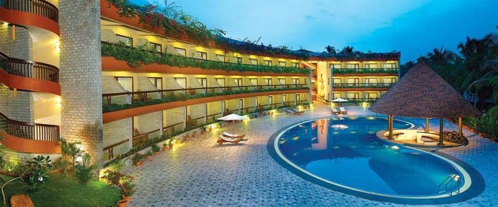 Uday Suites - The Airport Hotel Тривандрум Экстерьер фото