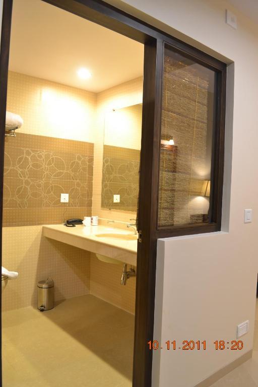 Uday Suites - The Airport Hotel Тривандрум Экстерьер фото